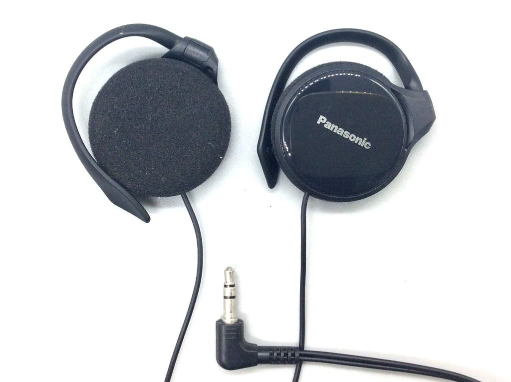 Panasonic-RP-HS46E-clip-on-earphones