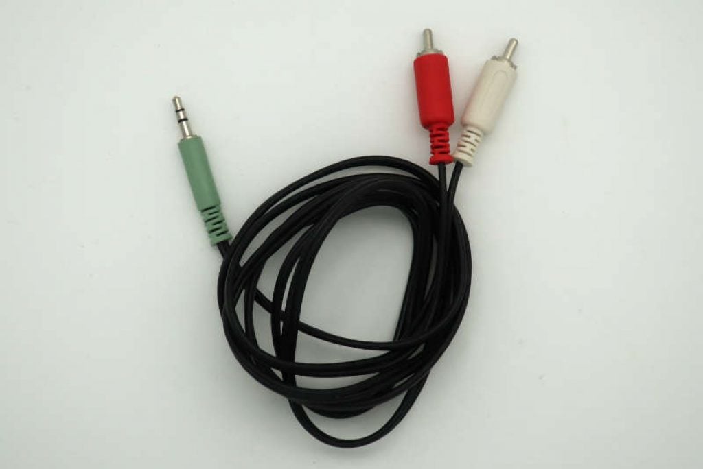 headphone-jack-phone-audio-system-cable headphone-jack-phone-audio-system-cable