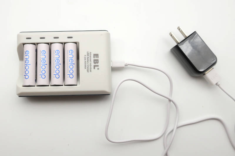 External-USB-charger-and-rechargeable-AA-eneloop